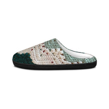 Load image into Gallery viewer, 6-Day Viral Blanket Crochet Pattern Women's Indoor Slippers — Cozy Green House Shoes