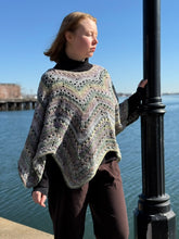 Load image into Gallery viewer, 6-Day Star Poncho - Crochet Pattern by Betty McKnit
