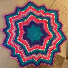 Load image into Gallery viewer, 6-Day Supernova Blanket - Crochet Pattern by Betty McKnit