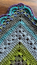 Load image into Gallery viewer, 6-Day Great Granny Blanket Crochet Pattern by Betty McKnit