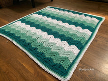 Load image into Gallery viewer, 6-Day Viral Kid Blanket - Crochet Pattern