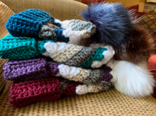 Load image into Gallery viewer, 6-Day Popsicle Effect Hat - Crochet Pattern by Betty McKnit