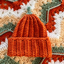 Load image into Gallery viewer, 6-Day Ridgy Didge Superstar Blanket and Baby Pumpkin Hat Bundle
