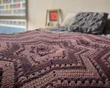 Load image into Gallery viewer, 6-Day Sweetheart Star Blanket Crochet Pattern by Betty McKnit
