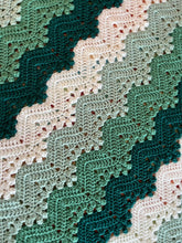 Load image into Gallery viewer, 6-Day Viral Blanket - Crochet Pattern WITH GRAPH by Betty McKnit
