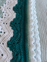 Load image into Gallery viewer, 6-Day Viral Blanket - Crochet Pattern WITH GRAPH by Betty McKnit
