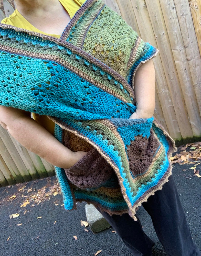 6-Day Pocket Shawl - Crochet Pattern by Betty McKnit